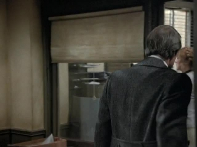 HILL_STREET_BLUES_-_E3X15_MOON_OVER_URANUS_THE_SEQUEL_376.jpg