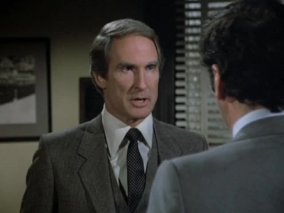 HILL_STREET_BLUES_-_E3X20_SPOTLIGHT_ON_RICO_240.jpg