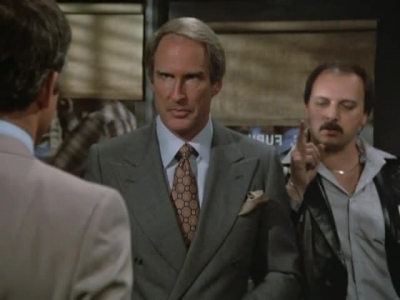 HILL_STREET_BLUES_-_E3X22_A_HILL_OF_BEANS_246.jpg