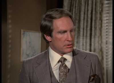 DYNASTY_-_E4X09_PETER_DE_VILBIS_098.jpg