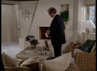 DYNASTY_-_E4X13_THE_RING_009.jpg