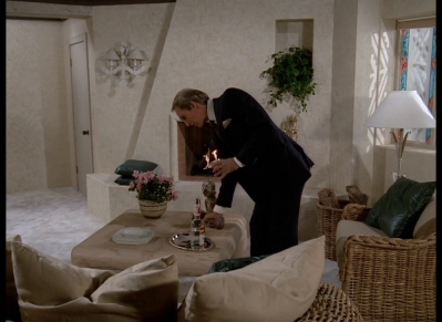 DYNASTY_-_E4X13_THE_RING_015.jpg