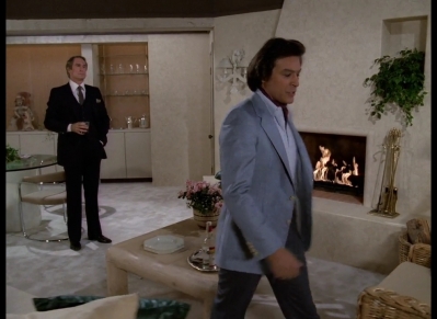 DYNASTY_-_E4X13_THE_RING_075.jpg