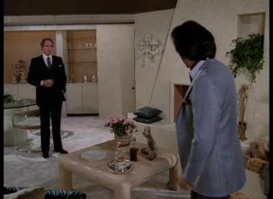 DYNASTY_-_E4X13_THE_RING_085.jpg