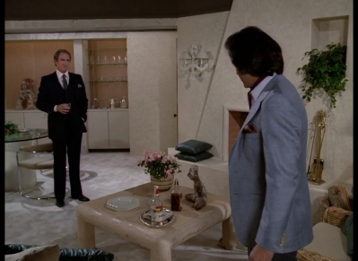 DYNASTY_-_E4X13_THE_RING_086.jpg