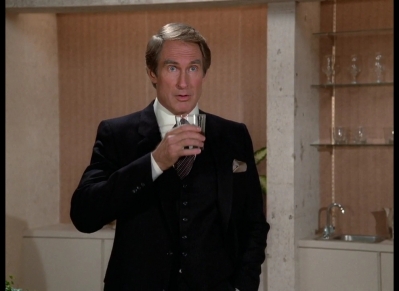 DYNASTY_-_E4X13_THE_RING_106.jpg