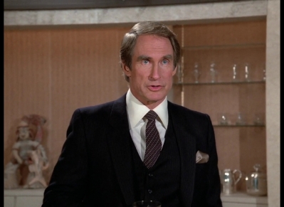 DYNASTY_-_E4X13_THE_RING_135.jpg