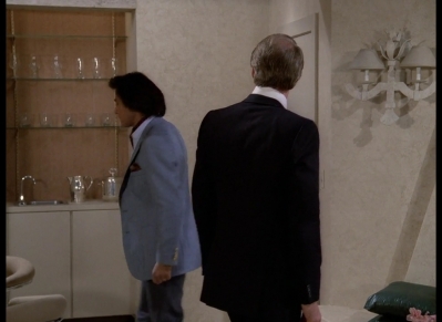 DYNASTY_-_E4X13_THE_RING_208.jpg