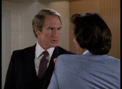 DYNASTY_-_E4X13_THE_RING_240.jpg