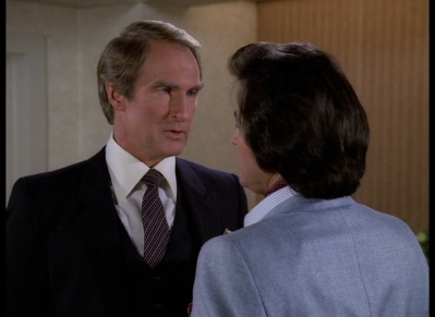 DYNASTY_-_E4X13_THE_RING_300.jpg