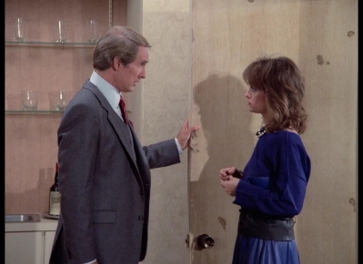 DYNASTY_-_E4X17_THE_ACCIDENT_005.jpg