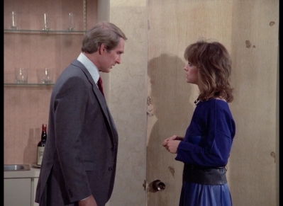 DYNASTY_-_E4X17_THE_ACCIDENT_041.jpg