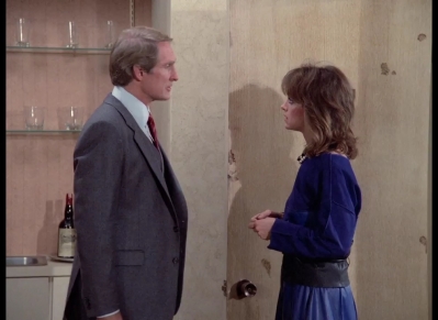 DYNASTY_-_E4X17_THE_ACCIDENT_047.jpg