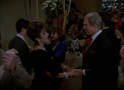 DYNASTY_-_E7X17_THE_MOTHERS_205.jpg