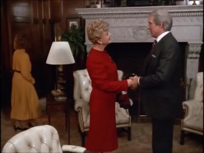 MURDER_SHE_WROTE_-_E5X19_DOUBLE_EXPOSURE_200.jpg
