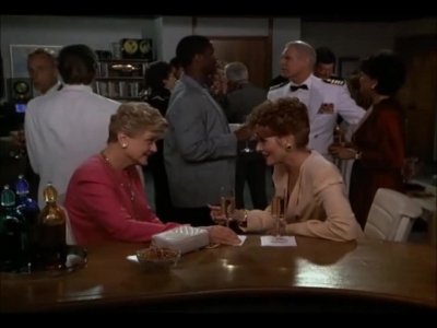 MURDER_SHE_WROTE_-_E9X20_SHIP_OF_THIEVES_006.jpg
