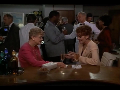 MURDER_SHE_WROTE_-_E9X20_SHIP_OF_THIEVES_010.jpg