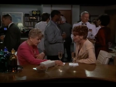 MURDER_SHE_WROTE_-_E9X20_SHIP_OF_THIEVES_018.jpg