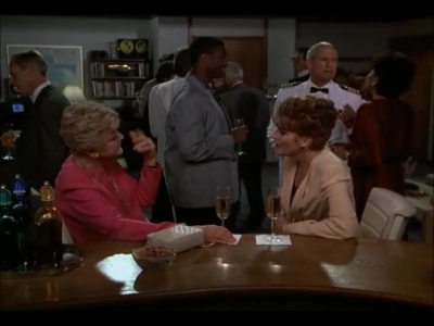 MURDER_SHE_WROTE_-_E9X20_SHIP_OF_THIEVES_022.jpg