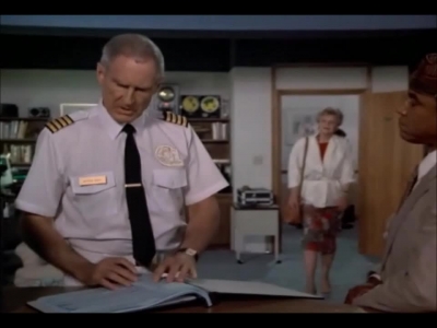 MURDER_SHE_WROTE_-_E9X20_SHIP_OF_THIEVES_218.jpg