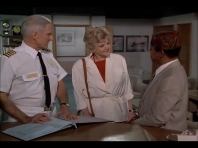 MURDER_SHE_WROTE_-_E9X20_SHIP_OF_THIEVES_242.jpg