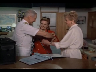 MURDER_SHE_WROTE_-_E9X20_SHIP_OF_THIEVES_336.jpg