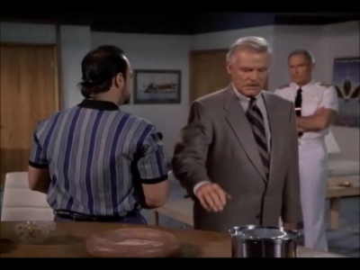 MURDER_SHE_WROTE_-_E9X20_SHIP_OF_THIEVES_521.jpg