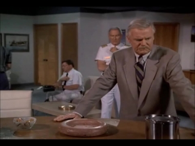 MURDER_SHE_WROTE_-_E9X20_SHIP_OF_THIEVES_570.jpg