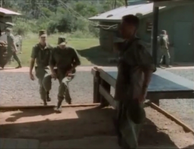 TOUR_OF_DUTY_-_E1X17_BLOOD_BROTHERS_511.jpg
