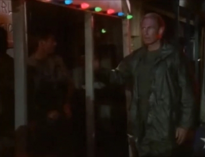 TOUR_OF_DUTY_-_E1X17_BLOOD_BROTHERS_643.jpg