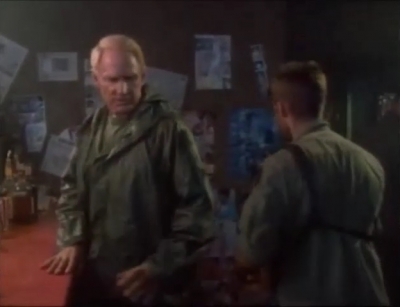 TOUR_OF_DUTY_-_E1X17_BLOOD_BROTHERS_667.jpg