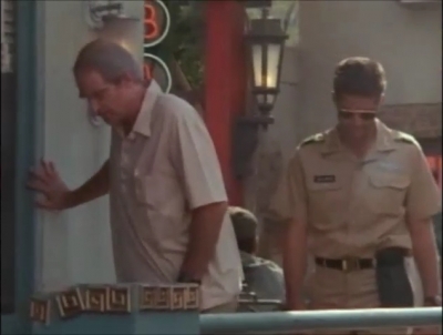 TOUR_OF_DUTY_-__E3X09_I_AM_WHAT_I_AM__0502.jpg