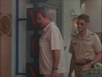 TOUR_OF_DUTY_-__E3X09_I_AM_WHAT_I_AM__0511.jpg