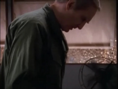 TOUR_OF_DUTY_-__E3X09_I_AM_WHAT_I_AM__0743.jpg