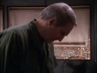 TOUR_OF_DUTY_-__E3X09_I_AM_WHAT_I_AM__0745.jpg