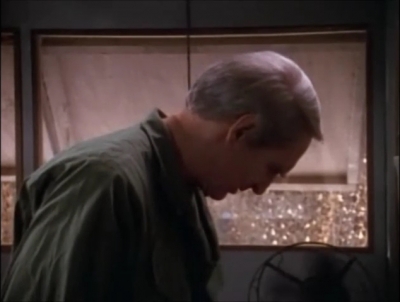 TOUR_OF_DUTY_-__E3X09_I_AM_WHAT_I_AM__0758.jpg