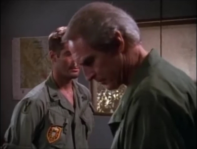 TOUR_OF_DUTY_-__E3X09_I_AM_WHAT_I_AM__0800.jpg
