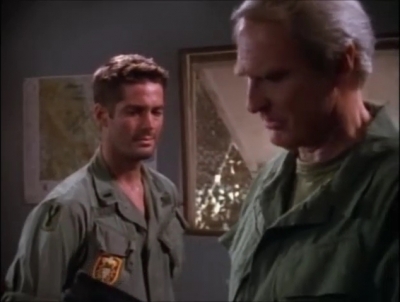 TOUR_OF_DUTY_-__E3X09_I_AM_WHAT_I_AM__0811.jpg