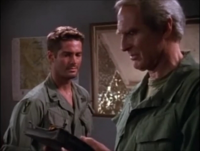 TOUR_OF_DUTY_-__E3X09_I_AM_WHAT_I_AM__0813.jpg