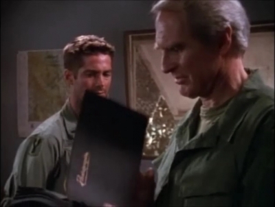 TOUR_OF_DUTY_-__E3X09_I_AM_WHAT_I_AM__0815.jpg