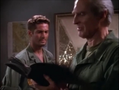 TOUR_OF_DUTY_-__E3X09_I_AM_WHAT_I_AM__0816.jpg