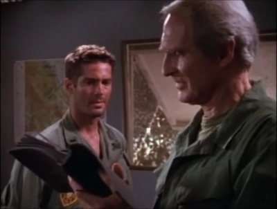 TOUR_OF_DUTY_-__E3X09_I_AM_WHAT_I_AM__0834.jpg
