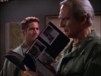 TOUR_OF_DUTY_-__E3X09_I_AM_WHAT_I_AM__0857.jpg