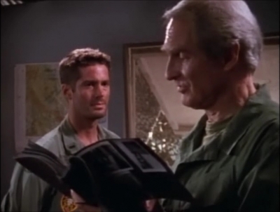 TOUR_OF_DUTY_-__E3X09_I_AM_WHAT_I_AM__0871.jpg