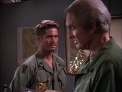 TOUR_OF_DUTY_-__E3X09_I_AM_WHAT_I_AM__0909.jpg