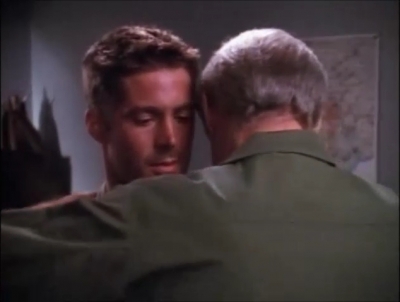 TOUR_OF_DUTY_-__E3X09_I_AM_WHAT_I_AM__1013.jpg