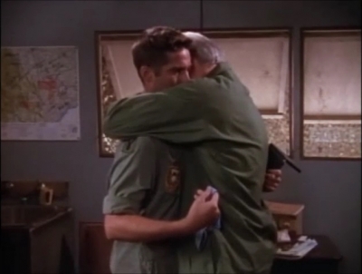 TOUR_OF_DUTY_-__E3X09_I_AM_WHAT_I_AM__1025.jpg