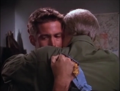 TOUR_OF_DUTY_-__E3X09_I_AM_WHAT_I_AM__1076.jpg