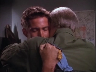 TOUR_OF_DUTY_-__E3X09_I_AM_WHAT_I_AM__1077.jpg