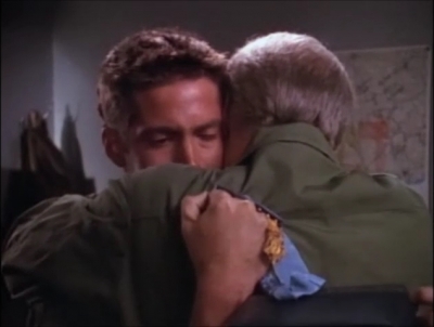 TOUR_OF_DUTY_-__E3X09_I_AM_WHAT_I_AM__1078.jpg